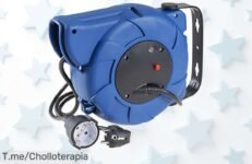 Atrapa tu energía: Enrollacables automático de 16 m en azul, con protección térmica y soporte para pared a un precio loco ¡Obtén este ofertón antes de que se agote!