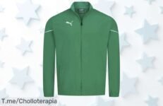 Transforma tu look deportivo con la PUMA teamRISE Sideline Hombre Chaqueta, un super chollo que no puedes dejar pasar ¡Compra ahora y destaca mientras entrenas!