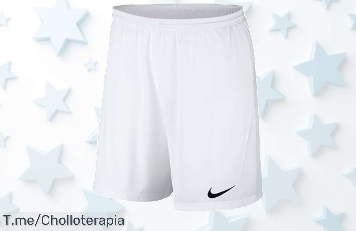 Atrévete a vivir la aventura con los Pantalones Cortos Nike M NK Dry Park III, libertad de movimiento y ajuste perfecto a un precio loco. ¡Compra ahora antes que se agoten!