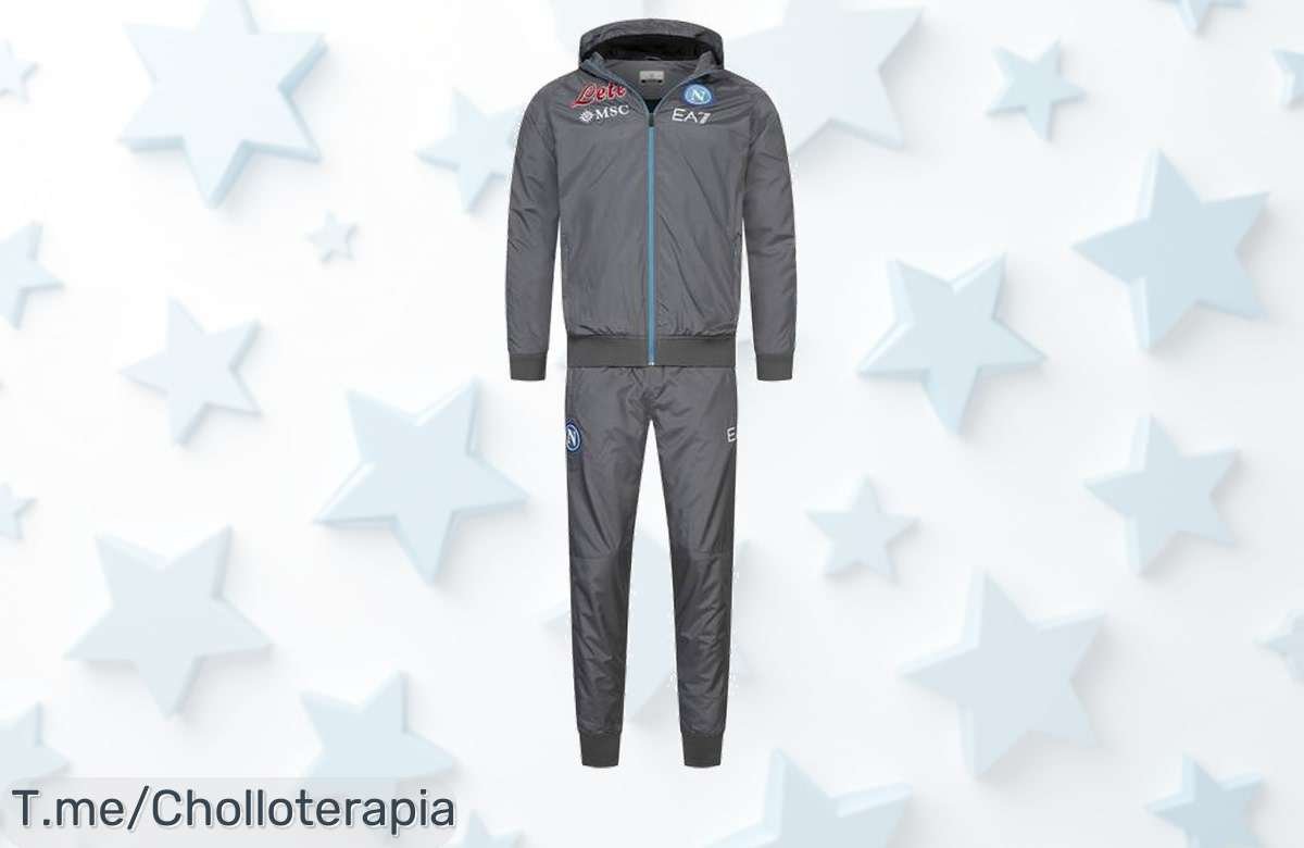 Capucha SSC Neapel EA7 Emporio Armani en gris: ¡un super chollo que te hará destacar! No dejes pasar este ofertón único, compra ya antes de que se agote.