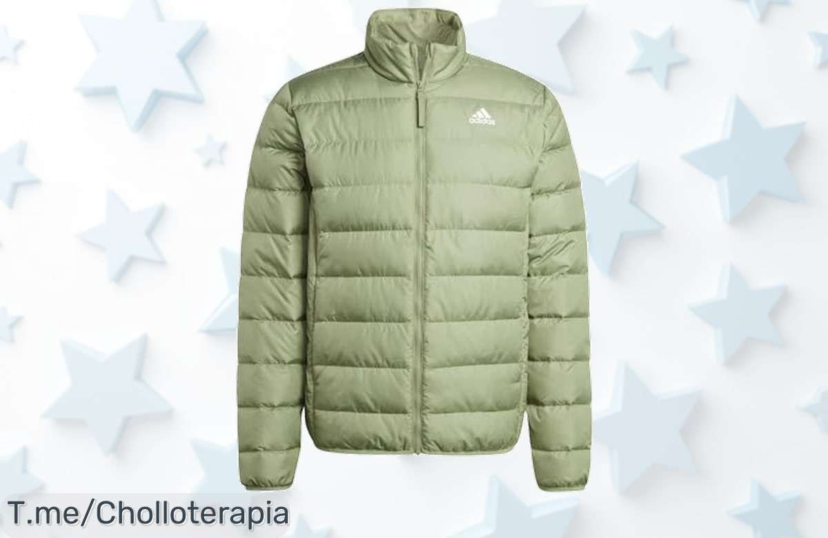 Consigue la chaqueta ligera adidas en tent green a un precio loco, con estilo clásico y bolsillos prácticos. ¡No dejes pasar este ofertón único antes que se agote!