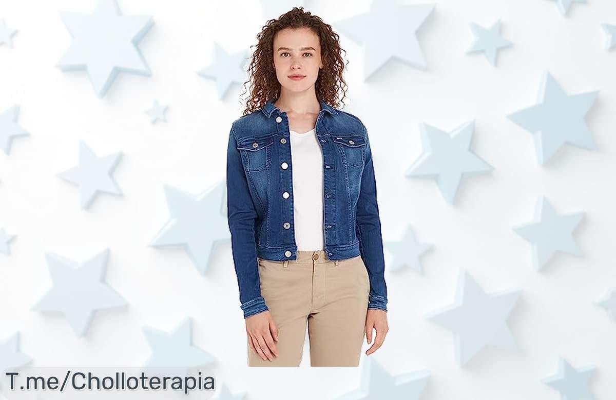 Descubre la cazadora vaquera Vivianne Slim de Tommy Jeans, un super chollo que realza tu figura y te lleva a los 90. ¡No esperes más, esta oferta única se agota rápido!