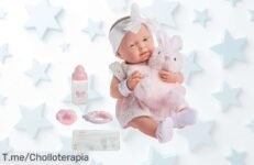 Descubre la muñeca Newborn de JC TOYS: realismo asombroso y accesorios mágicos, ¡un super chollo para que tu peque viva aventuras únicas! ¡Compra ahora antes de que se agote!