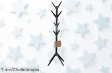 Transforma tu hogar con el super chollo de perchero de pie, 8 colgadores y diseño elegante; mantén todo ordenado a un precio loco ¡Aprovecha esta oferta única antes que se acabe!