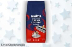 Descubre el sabor auténtico de Lavazza Crema y Gusto Tradición en grano 1 kg: un super chollo que hará vibrar tu paladar, ¡hazte con el tuyo antes de que se acabe!