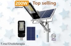 Ilumina tus noches con la farola solar de 200W a un precio loco, aprovecha su autonomía de 6000mAh y transforma tu jardín en un paraíso brillante ¡Cómprala ya antes que se agote!