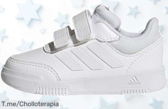 Super chollo en Adidas Tensaur Hook And Loop, con cierre autoadherente y suela sin marcas para que tus peques jueguen felices ¡Compra ya antes de que se agoten!