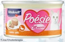 Dale a tu gato el placer que se merece con Vitakraft Poésie Mousse de Pato, un super chollo nutritivo y delicioso ¡No te quedes sin esta oferta única, compra ya!