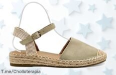 Calzados Soraia con cuña baja y cierre de hebilla diseño valenciano en caída de precio brutal un super chollo que vuelan rápido ¡aprovecha este ofertón ya mismo!