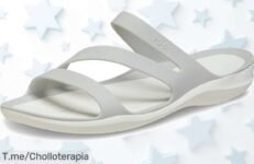 Crocs Swiftwater Sandal mujer con diseño deportivo y resistencia al agua es el ofertón del momento aprovecha este descuento brutal a precio de ganga ¡últimas unidades no te lo pierdas!