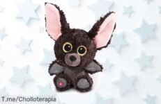 Muñeco Glubschis murciélago con ojos gigantes y alas plateadas único en su especie precio loco descuento brutal aprovecha este ofertón limitado corre ya