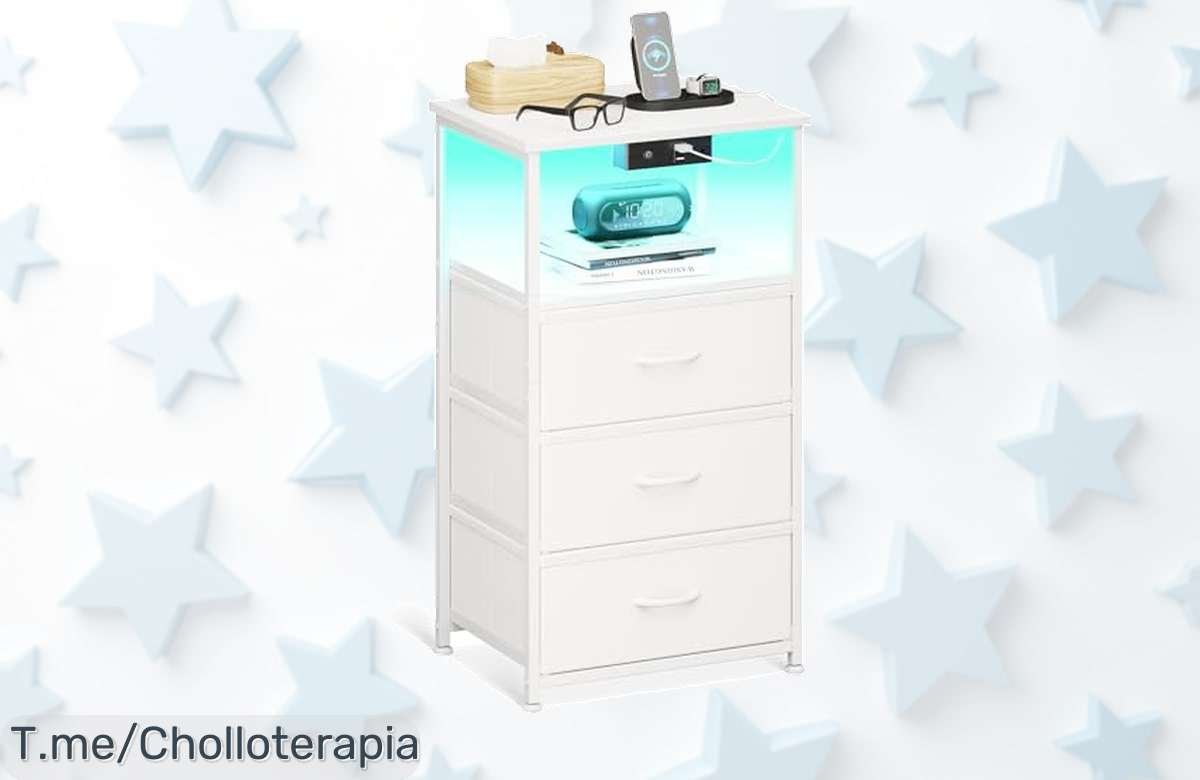 Descubre la mesita de noche blanca con luces LED y USB ideal para cargar sin líos que viene en diseño compacto y cajones amplios precio loco descuento brutal ¡aprovecha ya!