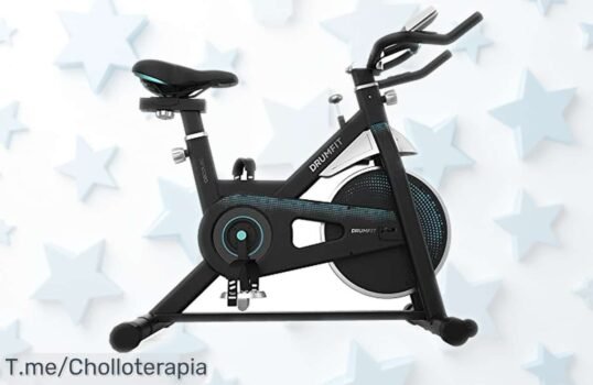 Bicicleta indoor Cecotec DrumFit 13000 con volante de 13 kg, pedaleo suave y pantalla LCD rebajada para que entrenes duro en casa sin gastar mucho corre que vuelan estas unidades a precio muy bajo