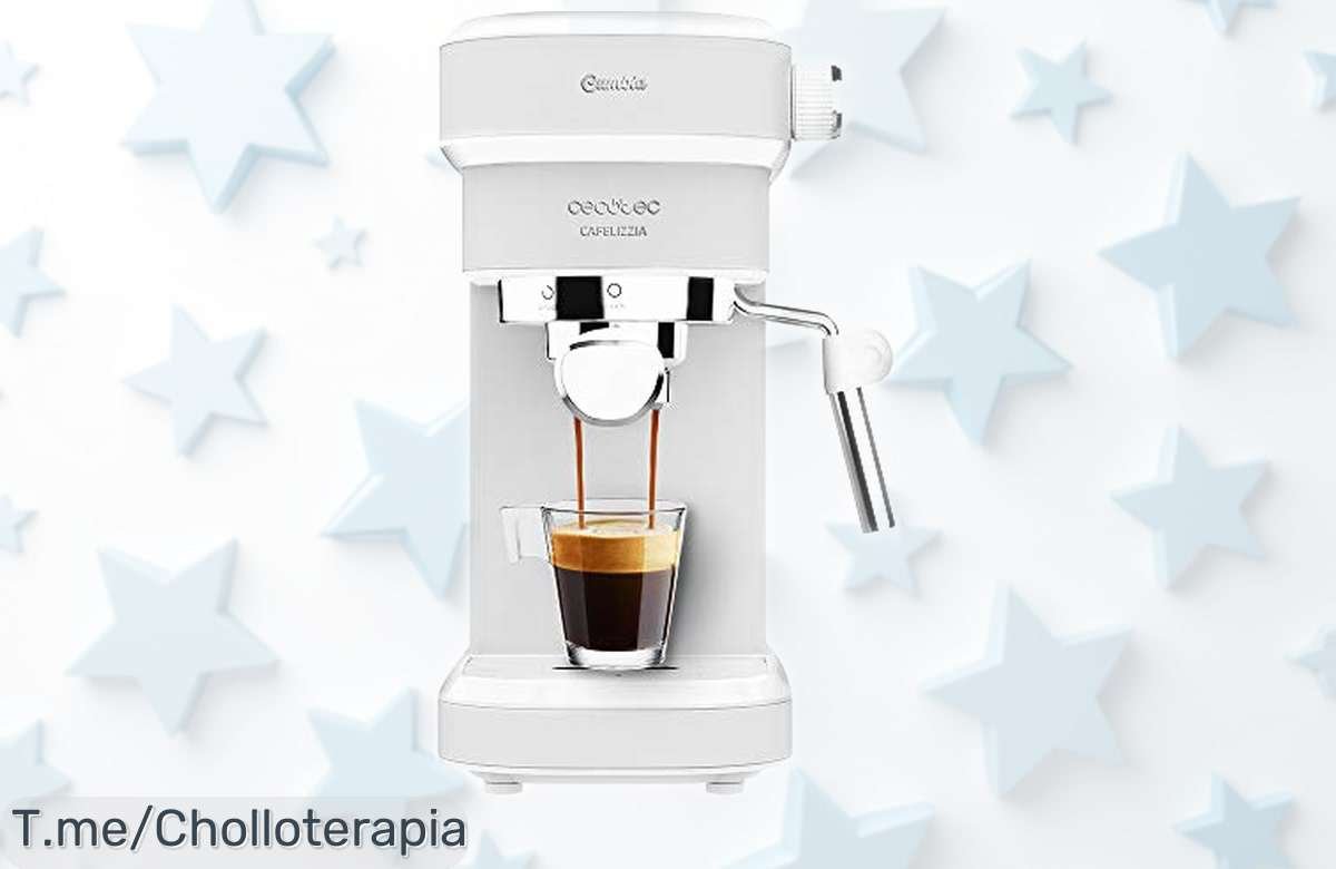 Cafetera express Cecotec Cafelizzia 790 white con bomba de 20 bares que calienta al instante y crea espuma súper cremosa aprovecha este precio rebajado ya que quedan pocas unidades ¡no te pierdas esta oferta brutal!