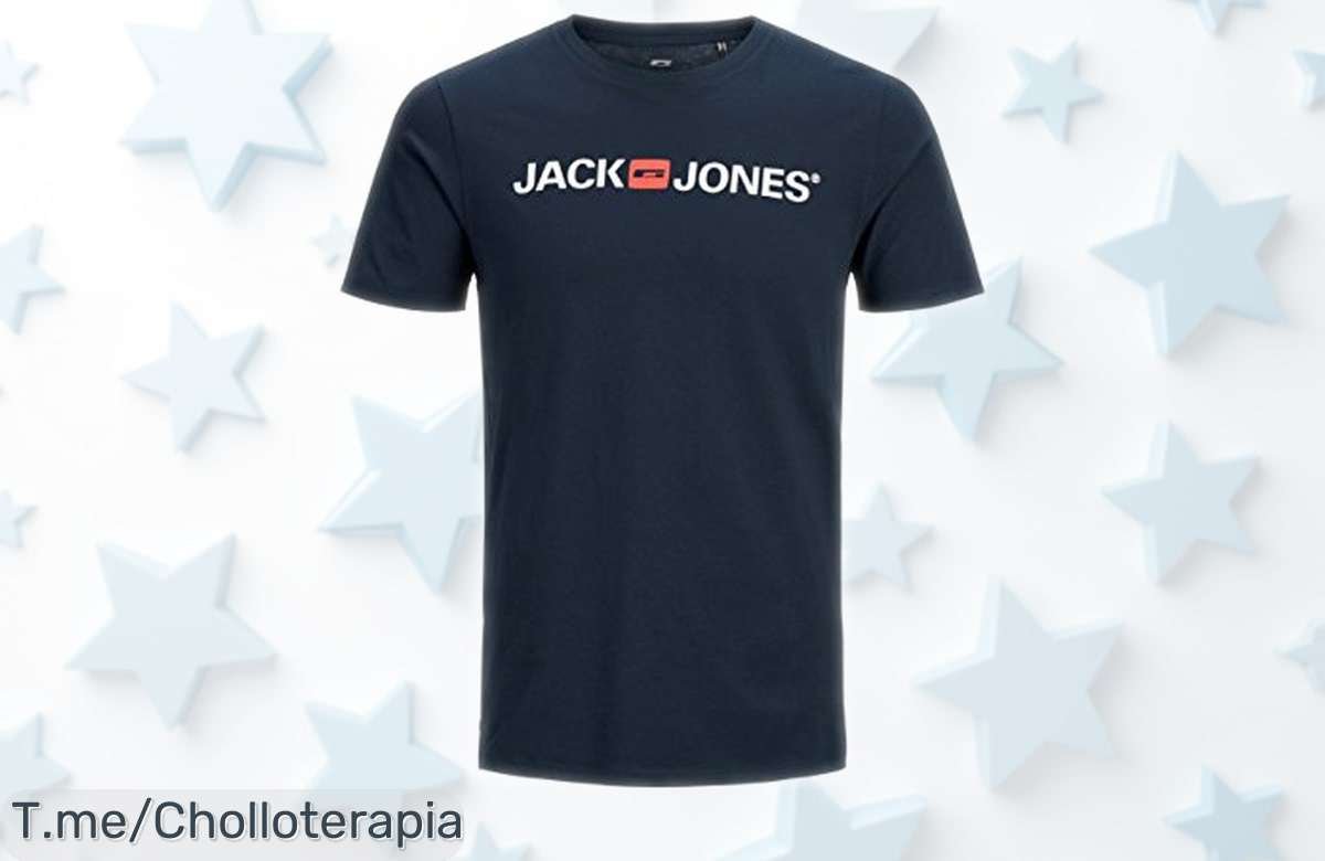 Camiseta slim fit Jack & Jones azul navy con diseño clásico oficialmente rebajada para renovar tu armario ya, un super chollo limitado que vuela rápido ¡Hazte con la tuya antes de que desaparezcan!