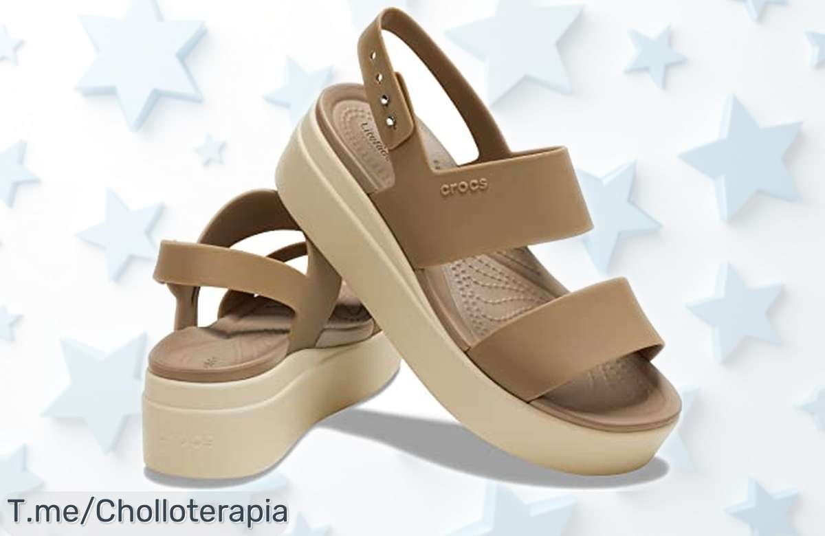 Sandalias Crocs Brooklyn Low Wedge para mujer con suela súper resistente y sin cordones, precio rebajado que no te puedes perder ¡Corre, queda poco tiempo y pocas unidades de este super chollo!