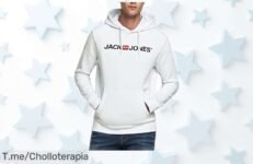 Sudadera con capucha Jack & Jones blanca XL super práctica con bolsillo frontal, ¡rebajada a precio loco! No dejes que se escape este ofertón único y consigue la tuya antes de que vuelen todas