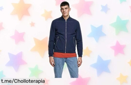 Bomber jacket Jack & Jones navy con tejido resistente y detalles únicos, precio rebajado en un ofertón que vuela ¡No dejes pasar esta caída de precio irrepetible!