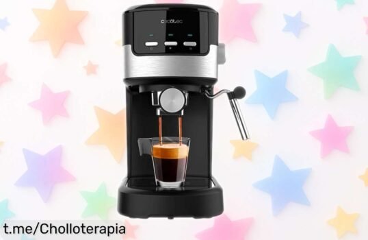 Cafetera espresso Cecotec Power Espresso 20 con bomba de 20 bares y sistema Thermoblock a precio rebajado, calienta rápido y espuma leche como en bar; oferta limitada que vuela ¡consigue ya este super chollo antes de que desaparezca!