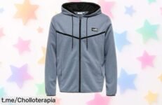 Chaqueta deportiva ONLY & SONS con capucha, estilo moderno y calidad danesa a precio rebajado. ¡No dejes pasar este super chollo y luce espectacular en tus planes!