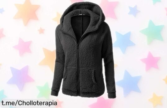 Chaqueta polar calentita y de moda para mujer con capucha: descuentazo inigualable, unidades limitadas ¡Atrévete a sentir el calor que mereces ya!