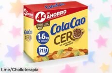 Disfruta del auténtico sabor de siempre con el cacao soluble ColaCao 0% azúcar en tamaño gigante de 1.6kg, ¡ahora a precio rebajado! Perfecto para compartir y disfrutar sin culpa. Apresúrate, que este super chollo vuela más rápido que un chocolate caliente en invierno, ¡no te lo puedes perder!