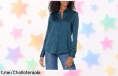 Elegante blusa satinada Amazon Essentials para mujer: precio loco y diseño clásico que combina con todo. ¡Hazte con la tuya antes de que se agote!