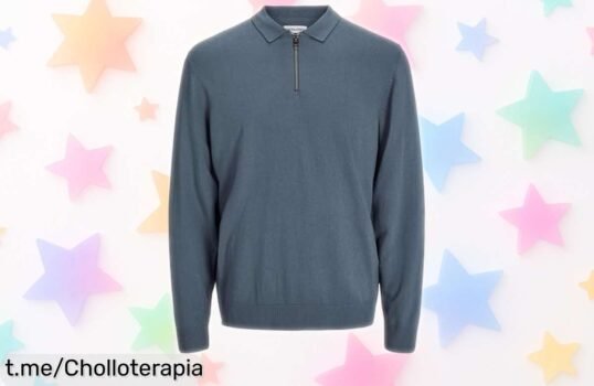 Polo Jjeemil Knit Half Zip de Jack & Jones en oferta con caída de precio brutal para lucir estilo y comodidad sin romper la hucha, ¡date prisa que vuelan estas unidades!