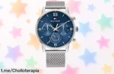 Reloj analógico Tommy Hilfiger 1791881 con esfera azul y correa de malla acero, precio rebajado que no se repite ¡Un ofertón resistente al agua para lucir cada día! Corre que vuelan y este chollazo desaparece ya mismo