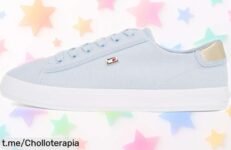 Sneaker Tommy Hilfiger para mujer en azul breezy blue con diseño superestiloso: ¡rebaja loca en un chollo limitado que hará girar todas las cabezas! Corre a conseguirlas antes de que se agoten.