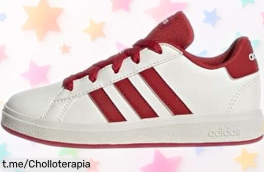 Zapatillas Adidas Grand Court blanco roto con refuerzo extra y suela antideslizante, chollazo rebajado que se agota volando ¡corre antes de quedarte sin ellas!