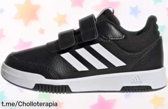 Zapatillas Adidas Tensaur Hook And Loop para niños: ajuste rápido y suela que no deja marcas, precio rebajado por tiempo limitado. ¡Haz brillar cada paso sin dejar escapar este super chollo!