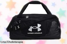 Bolsa deportiva Under Armour resistente al agua, un super chollo con diseño atemporal que no querrás dejar escapar. ¡Llévatela ya y prepárate para todo!