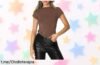 Camiseta slim fit para mujer, tu aliada perfecta en cualquier plan y ahora con un precio rebajado que vuela; destaca con estilo y no dejes pasar esta oportunidad única hoy mismo.