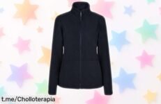 Descubre la chaqueta polar Mukua para mujer en navy, super chollo a precio loco ¡Corre y abrígate con estilo antes de que se agote!