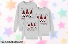 Jersey navideño familiar con diseño único, rebajado a precio loco para que brilles en cada reunión. ¡No dejes pasar la oportunidad de crear recuerdos inolvidables!