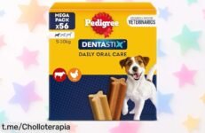 Snack dental Pedigree Dentastix para perros pequeños, ¡rebajado y con 56 unidades! Cuida sus dientes y regálale besos frescos con este super chollo que no puedes dejar escapar.
