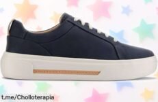 Zapatillas Clarks Hollyhock Walk para mujer en Navy Nubuck, ahora a un precio loco. ¡No dejes escapar esta oportunidad y siente la libertad al moverte!