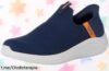 Zapatillas Skechers Navy para niños: ¡Ofertón volador, agarre seguro y ligereza que no querrán dejar de usar! Haz felices a tus peques antes de que se agoten.