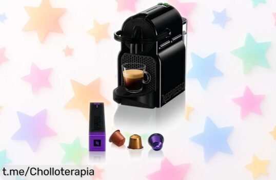 Cafetera Nespresso De'Longhi Inissia, el chollo del café que te prepara una deliciosa taza en 25 segundos a precio muy bajo. ¡No dejes pasar esta oportunidad y disfruta ya!