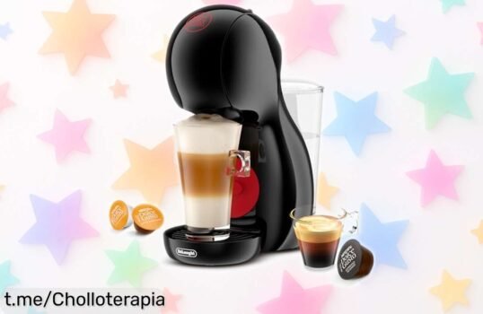 Cafetera de cápsulas De'Longhi Nescafé Dolce Gusto Piccolo XS, diseño compacto y calentamiento rápido a un precio rebajado que te llenará de energía cada mañana. ¡No lo dejes pasar!