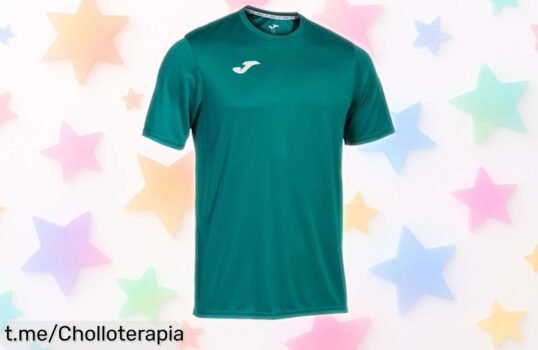 Camiseta Joma verde oscuro con secado rápido, ¡ahora a precio rebajado! No pierdas ni un segundo sin estilo y comodidad: aprovecha este super chollo antes de que desaparezca.