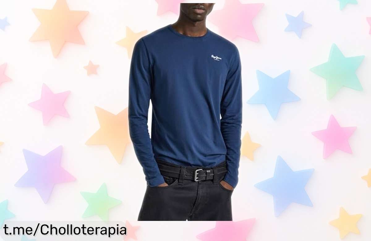 Camiseta Pepe Jeans Slim Fit azul con rebaja única, siente el estilo y destaca tu figura antes de que se agoten estas gangas voladoras. ¡No te quedes sin la tuya!