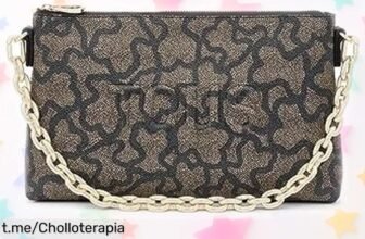 Clutch negro Tous Kaos Icon, diseño único a precio rebajado: ¡super chollo para que deslumbres con tu estilo! Corre antes de que se agoten.