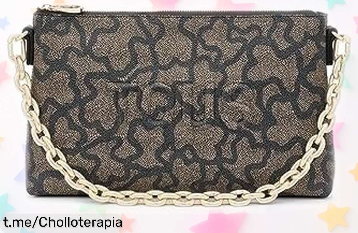 Clutch negro Tous Kaos Icon, diseño único a precio rebajado: ¡super chollo para que deslumbres con tu estilo! Corre antes de que se agoten.