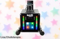 Diviértete a lo grande con la máquina de karaoke Bluetooth RockJam, ¡con dos micrófonos y luces LED! Precio rebajado por tiempo limitado. La fiesta empieza ahora, no te quedes sin tuya.