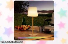 Lámpara de mesa inalámbrica USB recargable con luz ajustable en 3 colores y RGB, ahora a precio rebajado ¡Aprovecha este super chollo para brillar en tus momentos especiales!