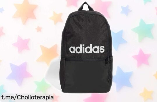 Mochila adidas Classic Black/White rebajada, perfecta para tu día a día y con estilo; no te quedes sin la tuya en esta oportunidad única de precios locos.
