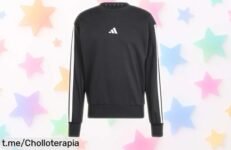 Sudadera adidas Essential Three Stripes en negro y blanco a precio loco, ¡rebajada para que te veas espectacular ya mismo! Siente la confianza de llevarla puesta.