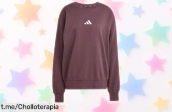 Sudadera adidas Essentials FEELCOZY en rojo y blanco, un ofertón que vuela: dale a tu armario el toque único que necesita antes de que se agote.